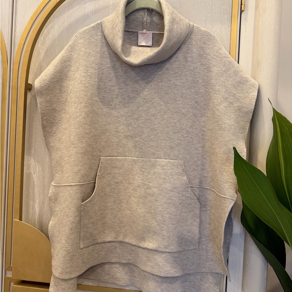 Kerisma Kanga Poncho Sweater Size S/M - Picture 2 of 10